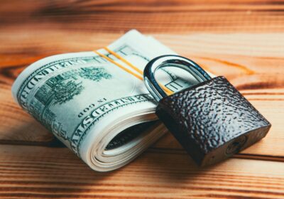 Money Saving Tips While Traveling Abroad