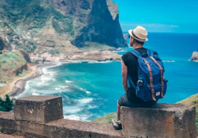 Pros and cons of solo traveling